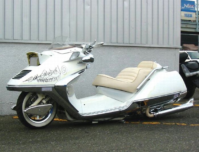 japan-custom-scooter-12