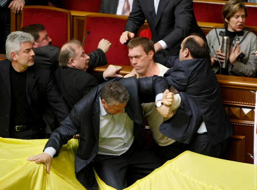ukrainian-parliament-05
