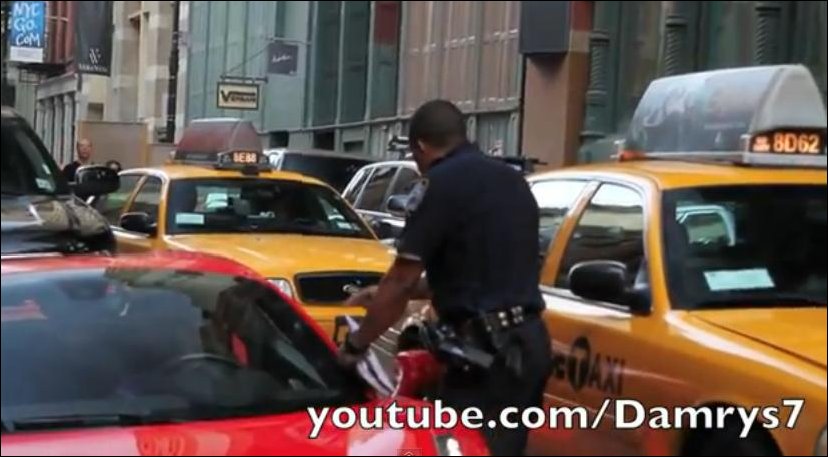 Полиция Нью-Йорка за работой