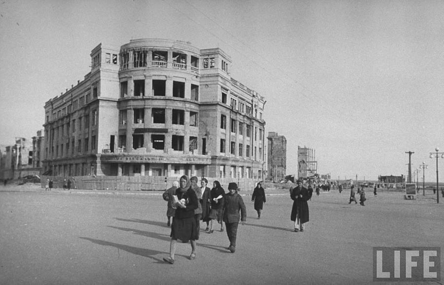 stalingrad-1947-04