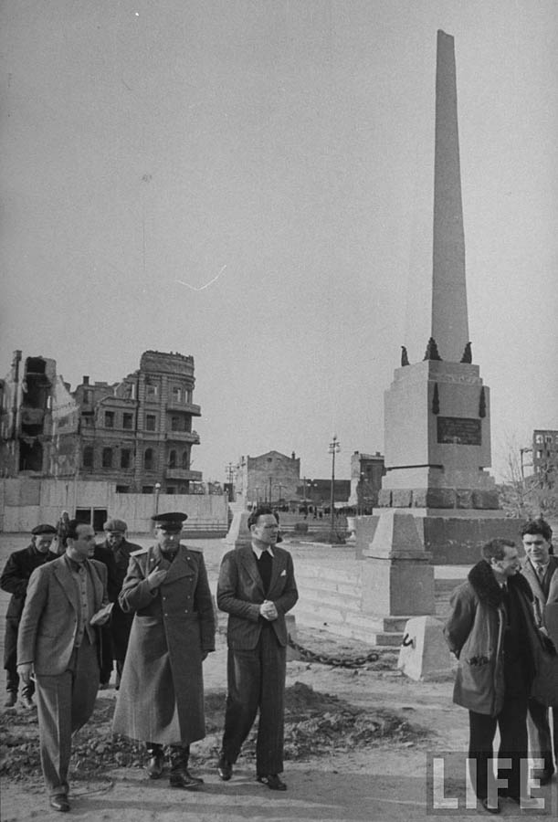stalingrad-1947-08