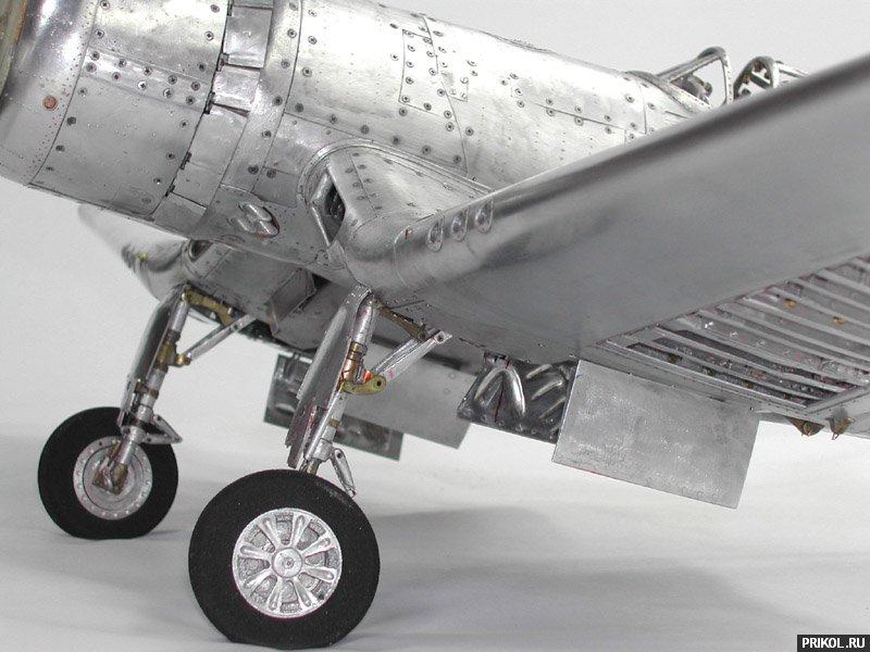 young-c-park-plane-model-11