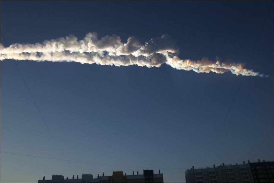 Взрыв метеорита в небе над Челябинском