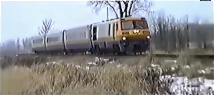 Машинист выпрыгнул из поезда перед столкновением