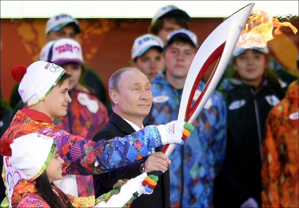 Приключения Олимпийского огня в России