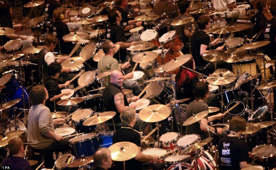 582-drummers-01