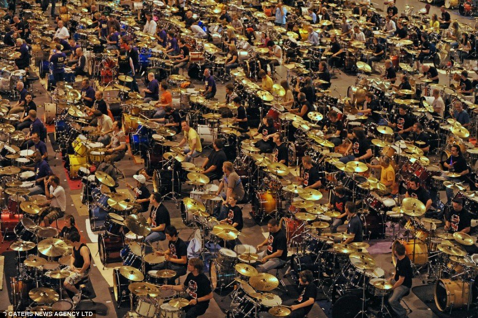 582-drummers-02