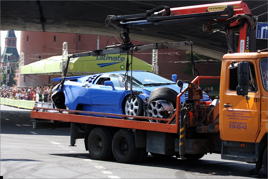 bugatti-crash-06
