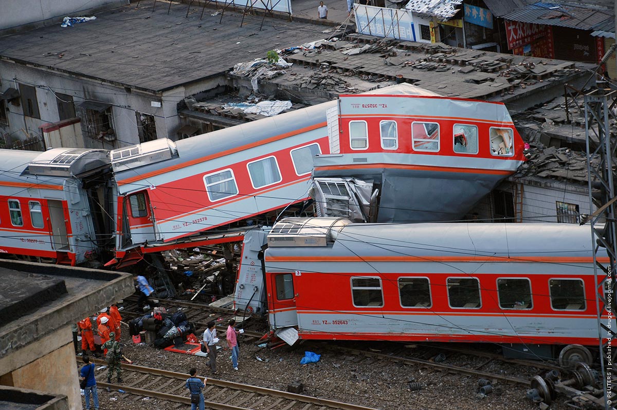 china-train-crash-03