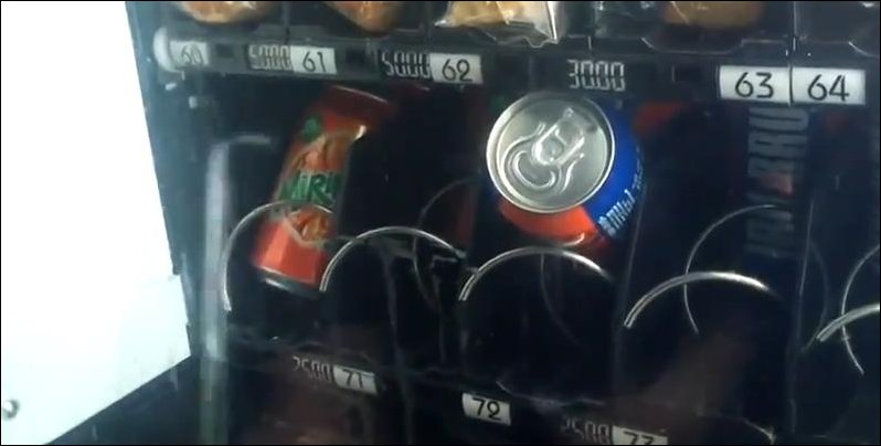 Как достать напитки из автомата бесплатно Как достать напитки из автомата бесплатно