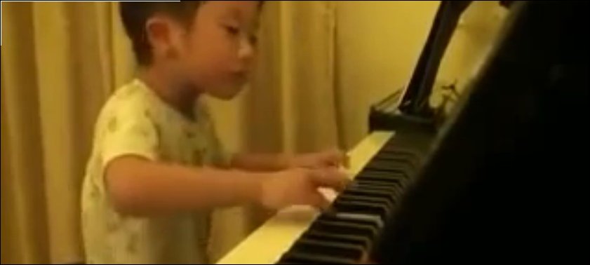 Шестилетний пианист