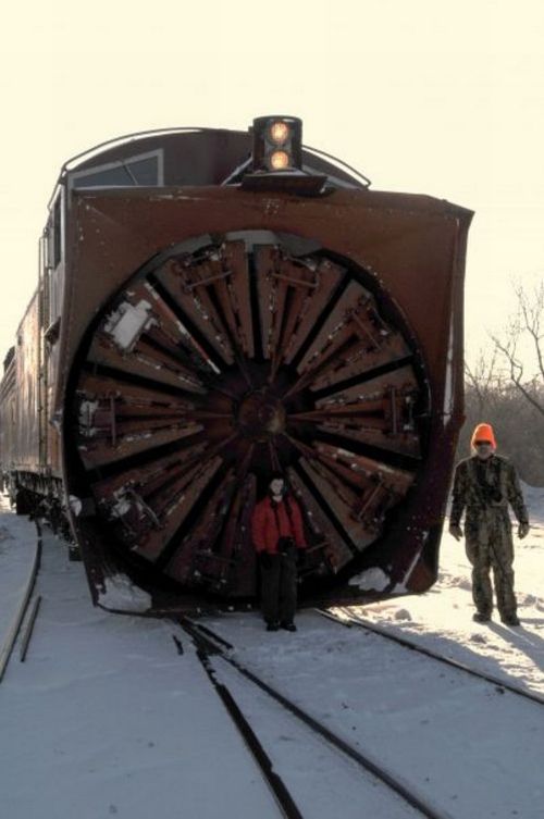 snow-train-15