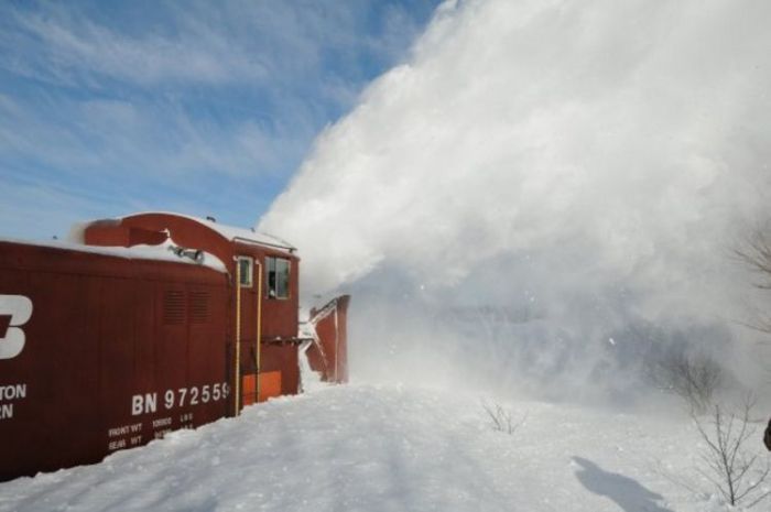 snow-train-27