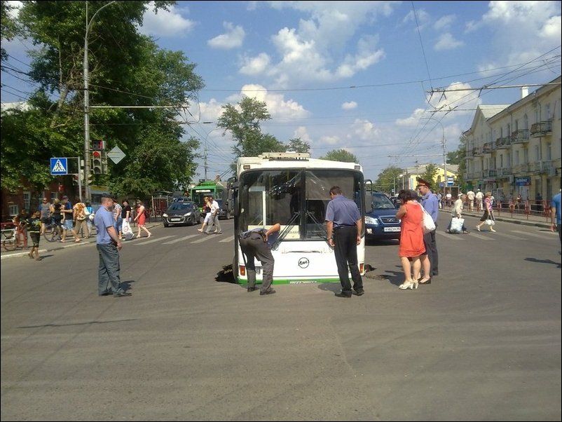 Тамбовские автобусы копают метро