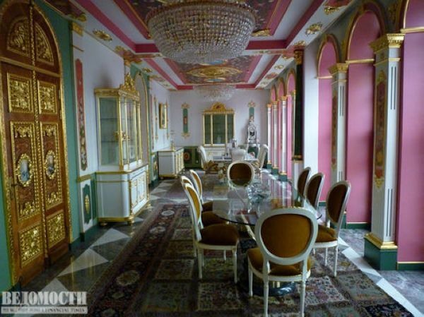 дом Брынцалова