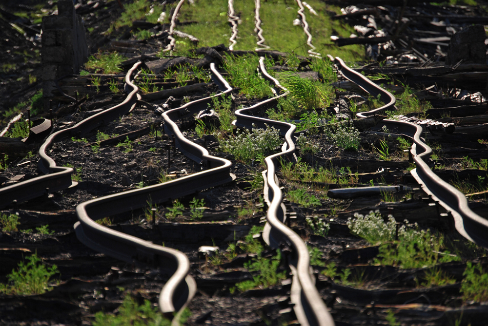 рельсы деформировались