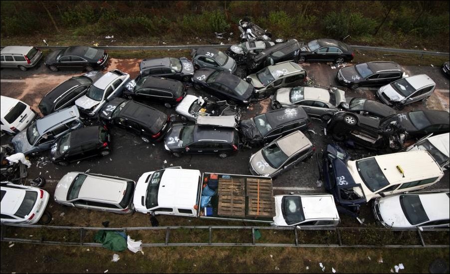 Авария на автобане в Германии