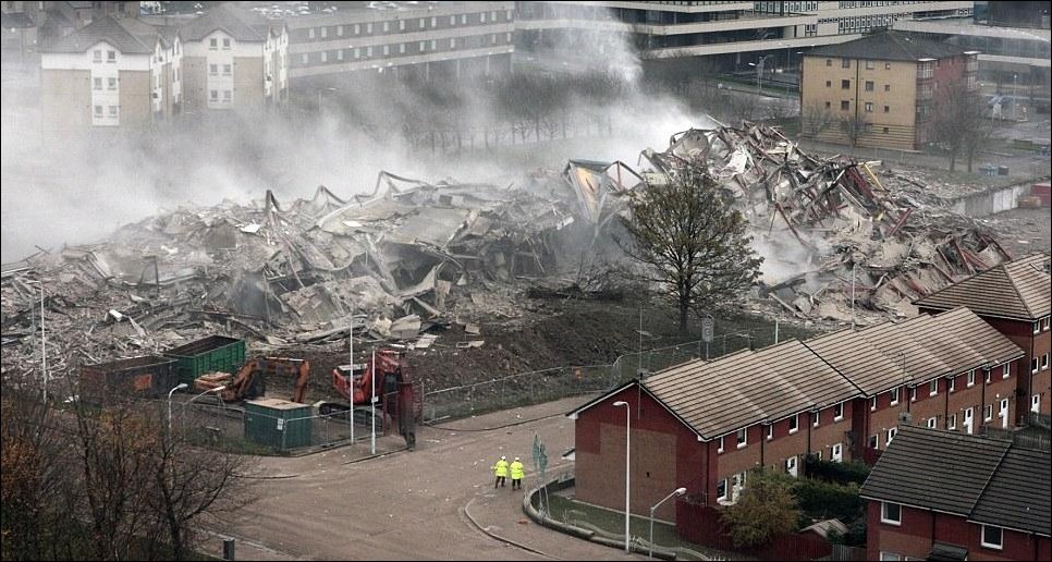 Взрыв здания
