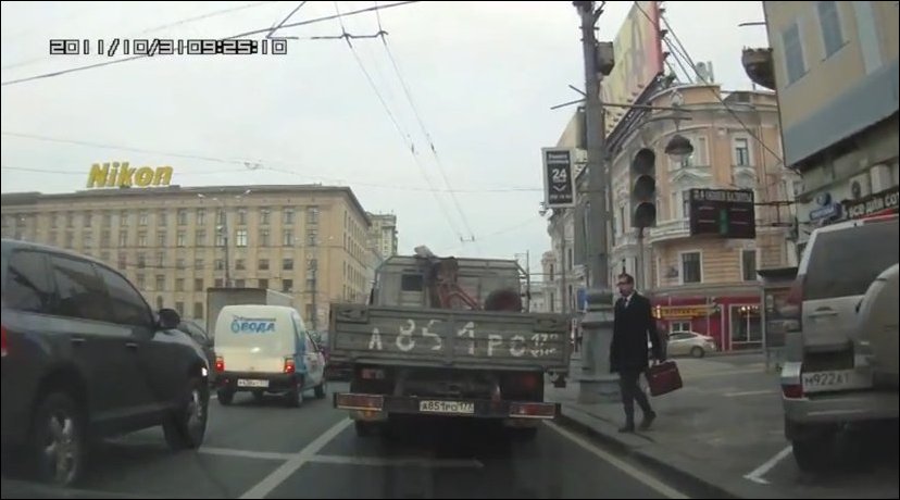 Как надо переходить улицы в Москве