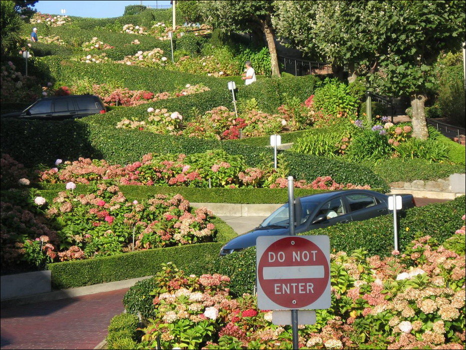 Самая извилистая улица в мире Самая извилистая улица в мире