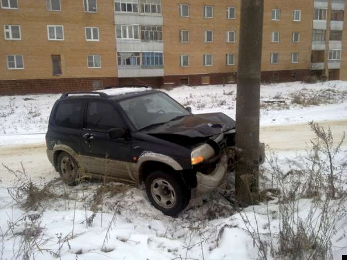 suzuki grand vitara crash suzuki-grand-vitara-crash-01