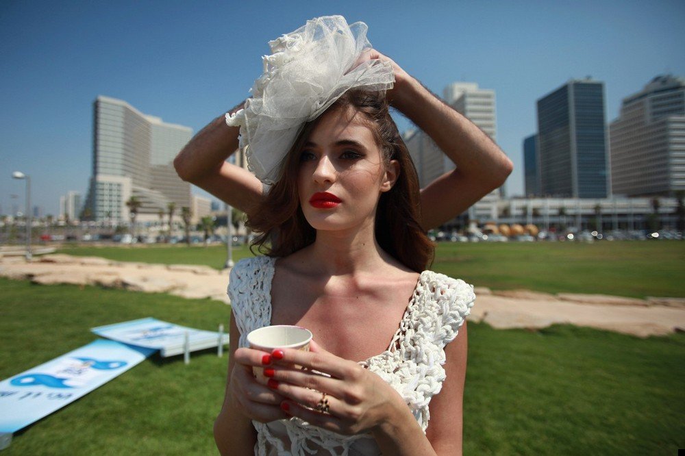 свадебное платье из туалетной бумаги toilet-paper-dress-08