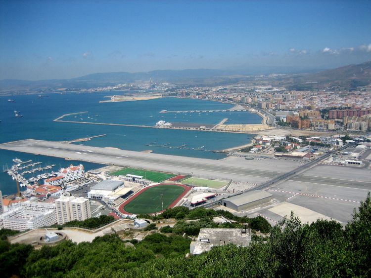 gibraltar-airport-04