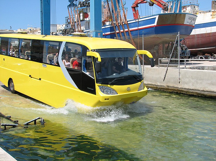 avtobus-amfibiya1