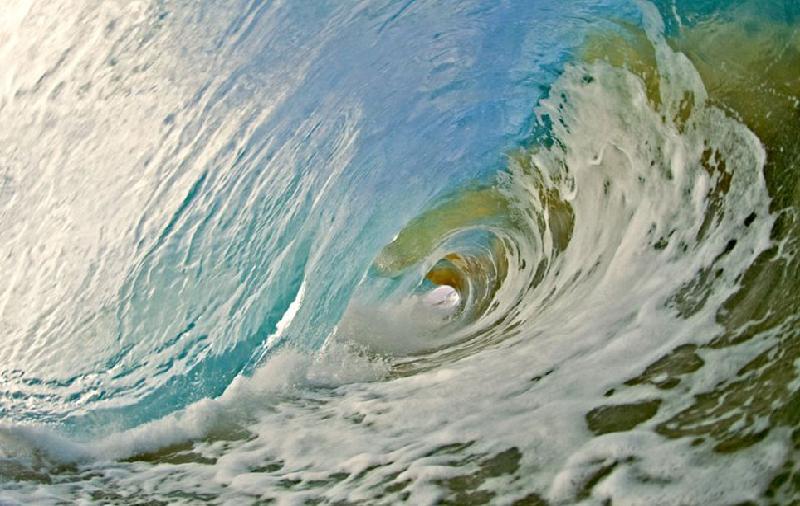 waves-surfer-07