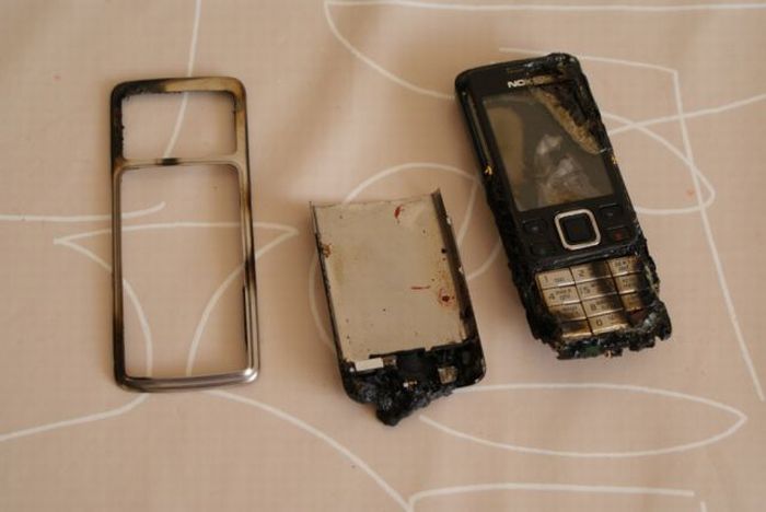 cell-phone-microwave-03