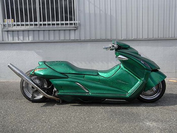 japan-custom-scooter-10