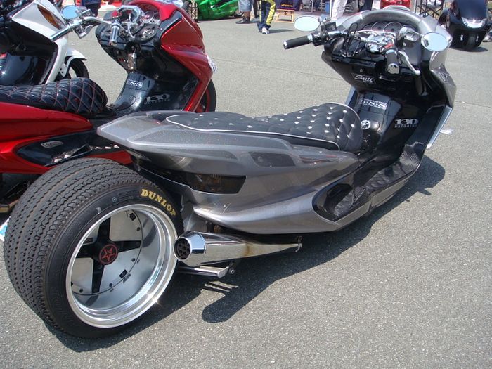 japan-custom-scooter-14