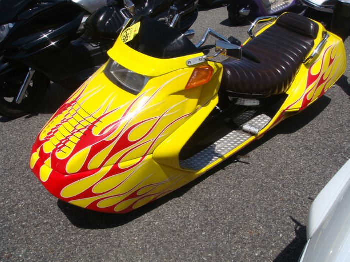 japan-custom-scooter-16