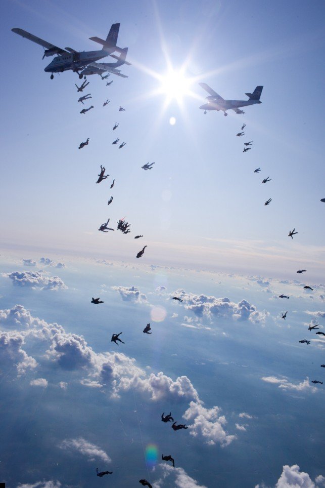 world-record-skydiving-05