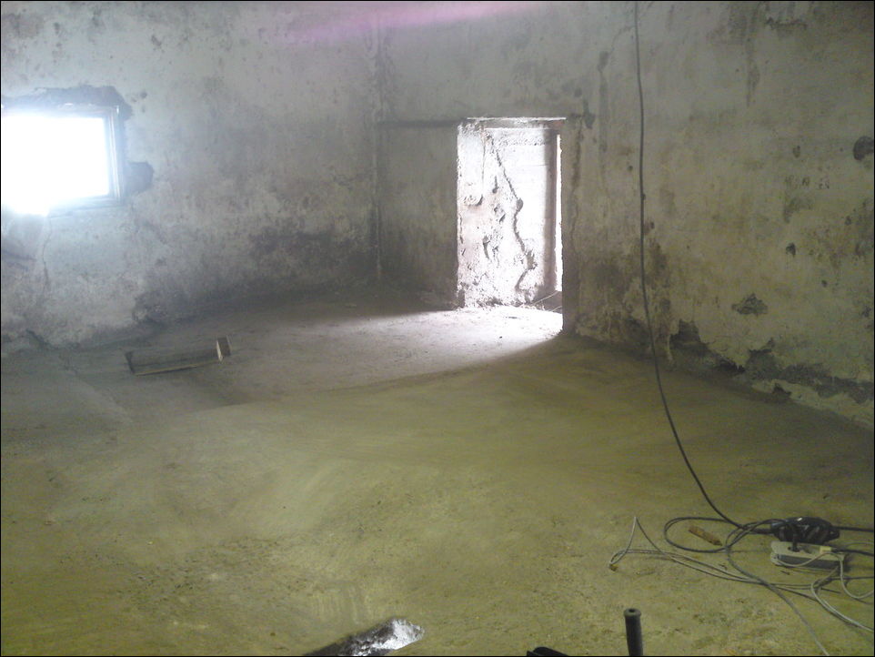 Переделка сарая в бильярдную комнату