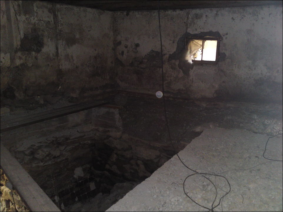 Переделка сарая в бильярдную комнату