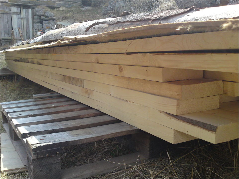 Переделка сарая в бильярдную комнату