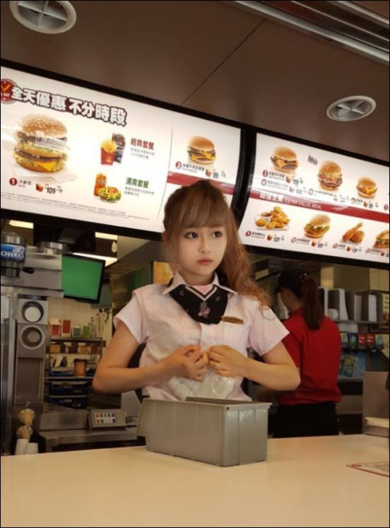 Богиня Макдональдса