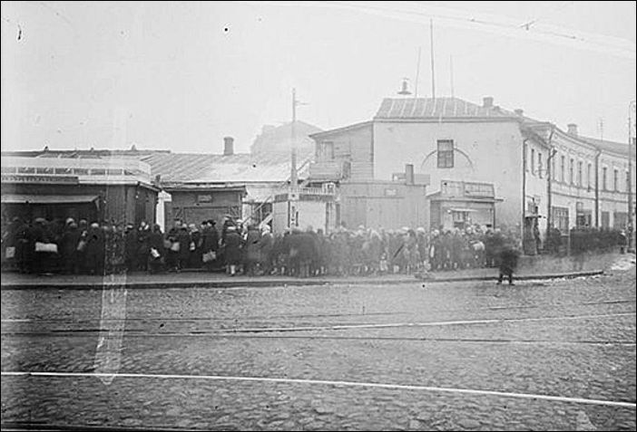 Жизнь в очередях