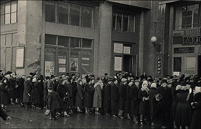 Жизнь в очередях