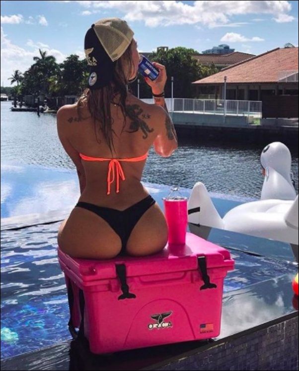 летние девушки