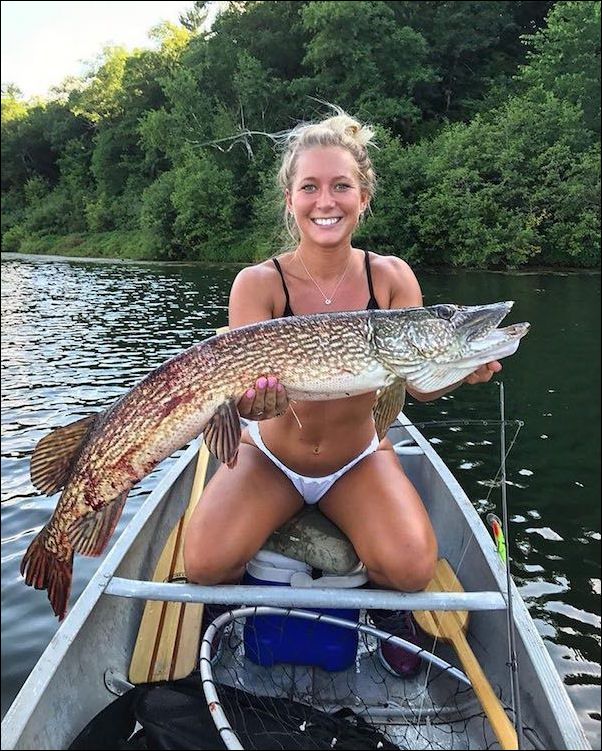 девушки на рыбалке