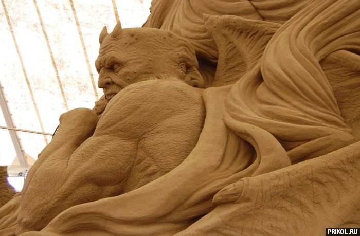 sand-sculpture-creating-14