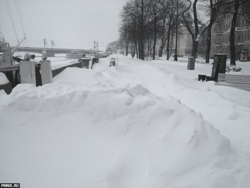 sankt-peterburg-in-snow-11
