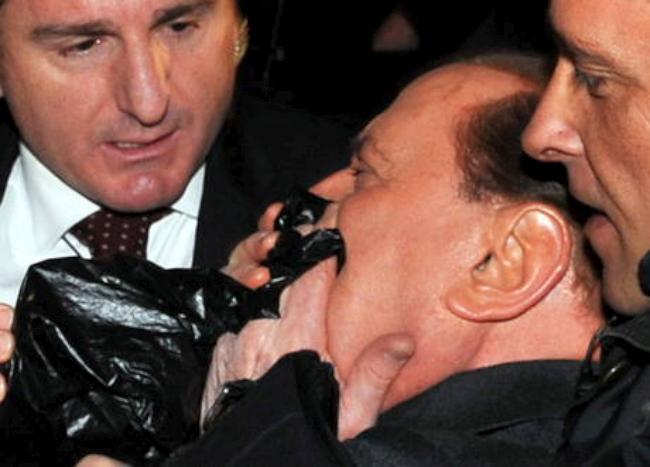 silvio-berlusconi-attacked-02