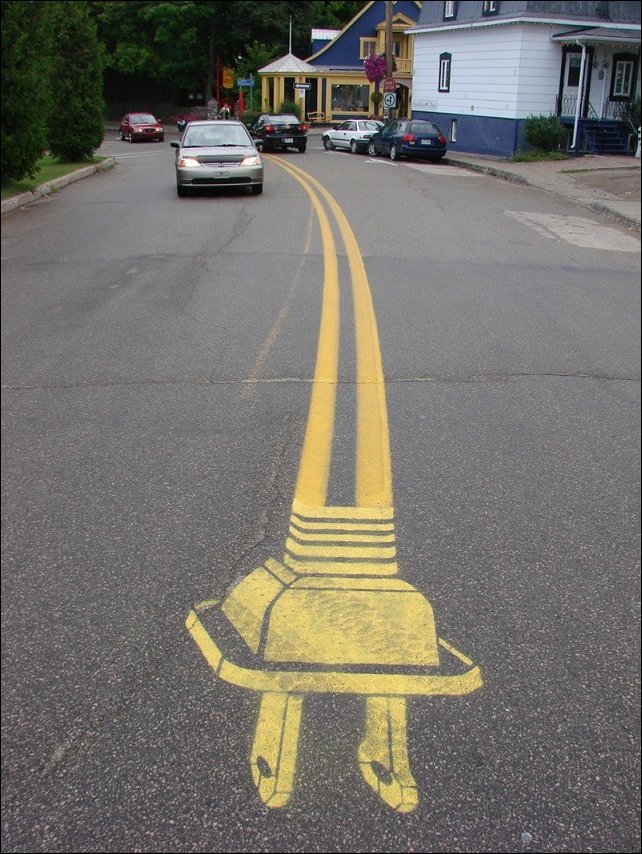 Дорожный стрит-арт