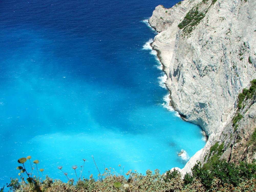 navagio-beach-in-the-zakynthos-island-04