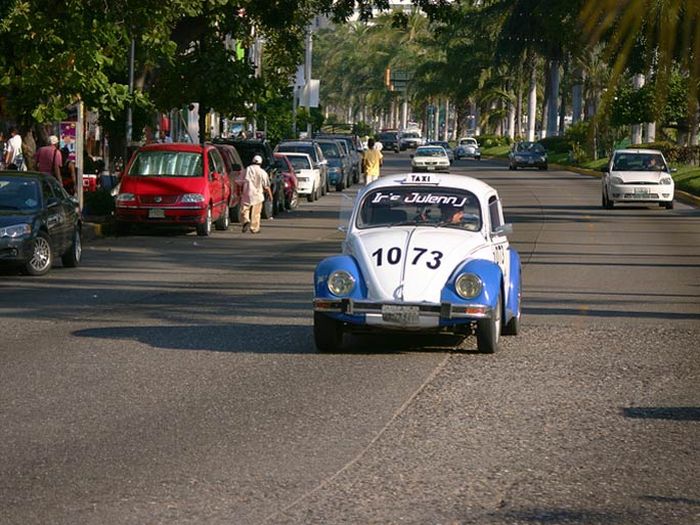 unusual-taxi-03