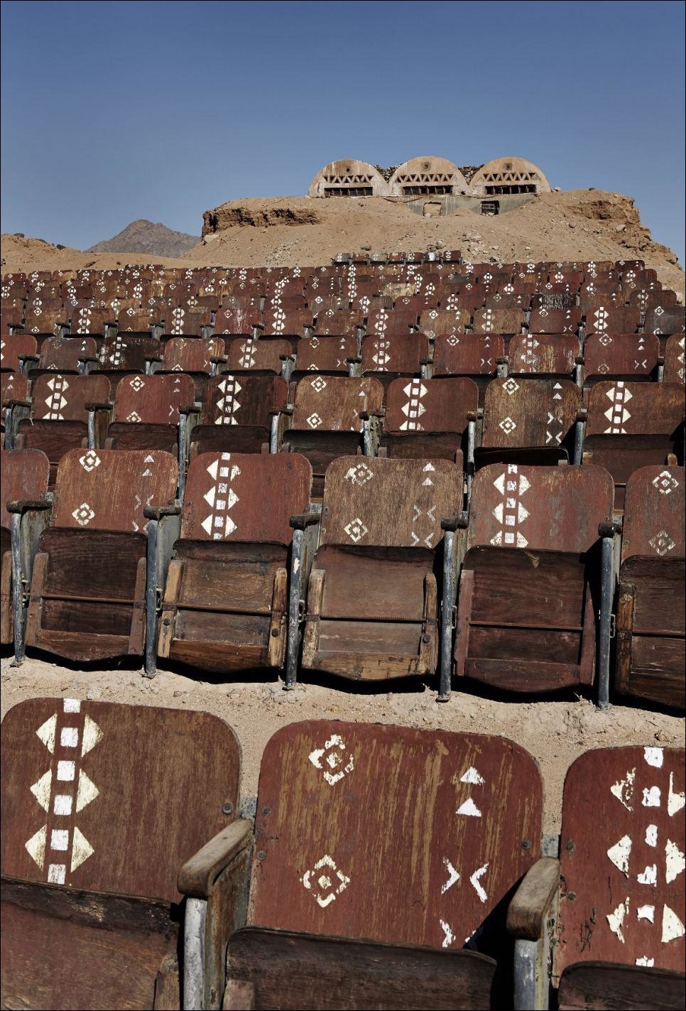 Кинотеатр в пустыне