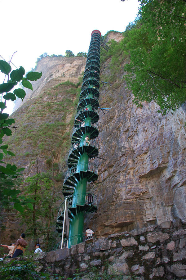 Винтовая лестница в Китае